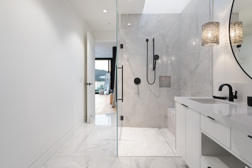 6252 Overstone Drive, West Vancouver, BC 