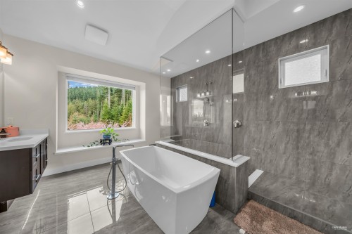 15 Heritage Peak Road, Port Moody, BC 