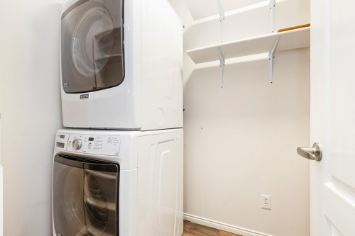 302-22722 Lougheed Highway, Maple Ridge, BC 