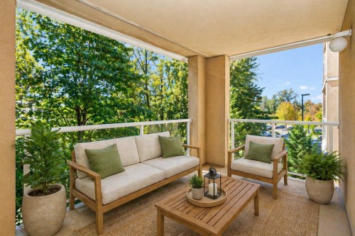 302-22722 Lougheed Highway, Maple Ridge, BC 