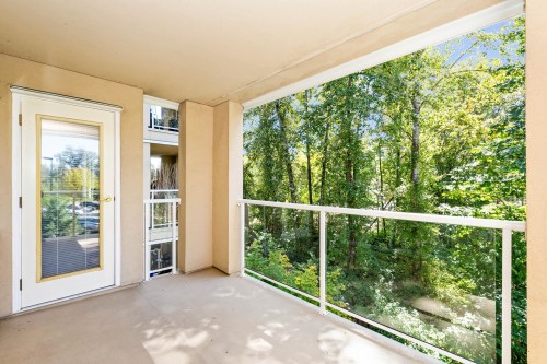 302-22722 Lougheed Highway, Maple Ridge, BC 