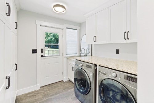 25011 Ferguson Avenue, Maple Ridge, BC 