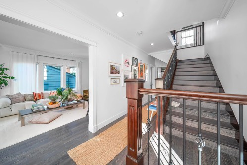 3765 3Rd Avenue W, Vancouver, BC 