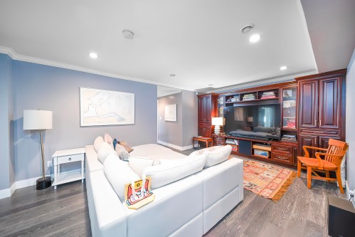 3765 3Rd Avenue W, Vancouver, BC 