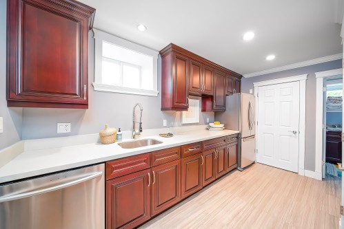 3765 3Rd Avenue W, Vancouver, BC 