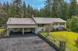 11626 248 Street Maple Ridge, BC V2X 6X9