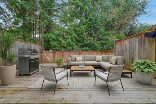 2329 Mountain Highway, North Vancouver, BC 