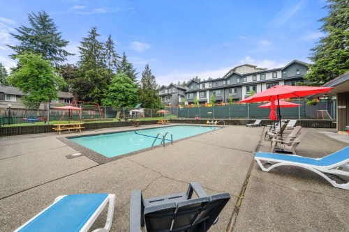 2329 Mountain Highway, North Vancouver, BC 