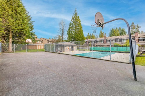 2329 Mountain Highway, North Vancouver, BC 