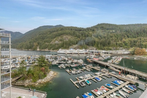 706-6707 Nelson Avenue  West Vancouver, BC V7W 0A4