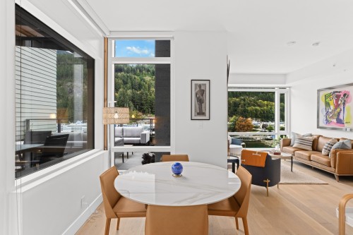 706-6707 Nelson Avenue, West Vancouver, BC 