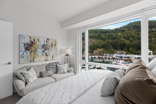 706-6707 Nelson Avenue, West Vancouver, BC 