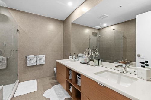 706-6707 Nelson Avenue, West Vancouver, BC 
