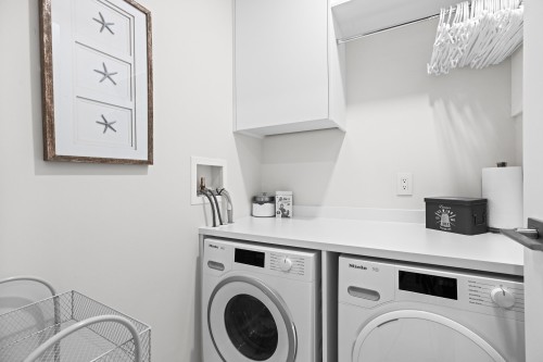706-6707 Nelson Avenue, West Vancouver, BC 