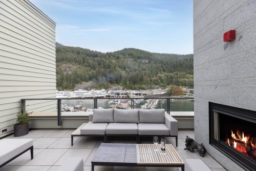 706-6707 Nelson Avenue, West Vancouver, BC 