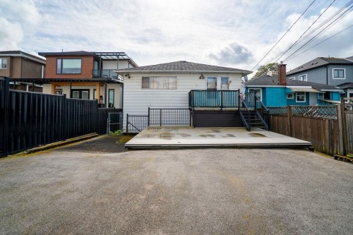 437 55Th Avenue E, Vancouver, BC 