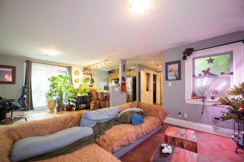 1119 Pendrell Street, Vancouver, BC 