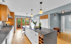 57 17th Avenue W Vancouver, BC V5Y 1Z5