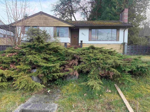 2811 St Johns Street, Port Moody, BC 