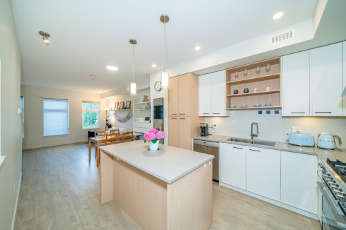2-9399 No. 2 Road, Richmond, BC 