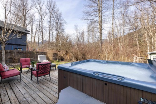 1423 Willow Drive, Pemberton, BC 