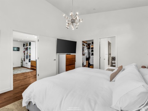 132 22Nd Avenue W, Vancouver, BC 