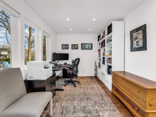 132 22Nd Avenue W, Vancouver, BC 