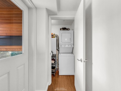 132 22Nd Avenue W, Vancouver, BC 