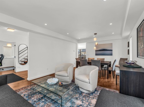 132 22Nd Avenue W, Vancouver, BC 