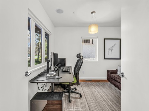 132 22Nd Avenue W, Vancouver, BC 