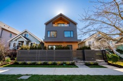 1-372 37 Avenue  Vancouver, BC V5W 1E7