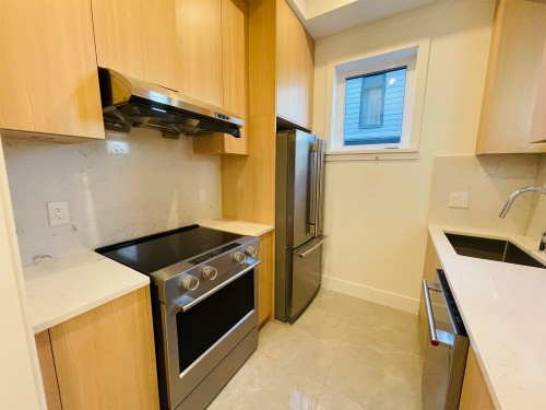 2-2452 Harrison Drive, Vancouver, BC 