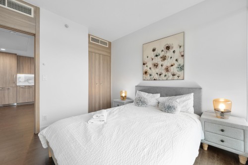 2402-4890 Lougheed Highway, Burnaby, BC 