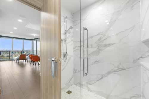 2402-4890 Lougheed Highway, Burnaby, BC 