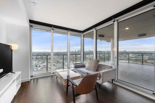 2402-4890 Lougheed Highway, Burnaby, BC 
