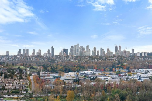 2402-4890 Lougheed Highway, Burnaby, BC 