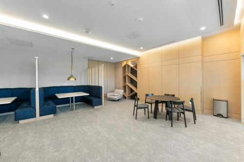 2402-4890 Lougheed Highway, Burnaby, BC 