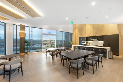 2402-4890 Lougheed Highway, Burnaby, BC 