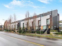 102-649 3rd Street E North Vancouver, BC V7L 1G6