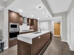 511-508 29th Avenue W Vancouver, BC V5Z 0G5