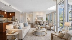 402-605 Clyde Avenue West Vancouver, BC V7T 1C7