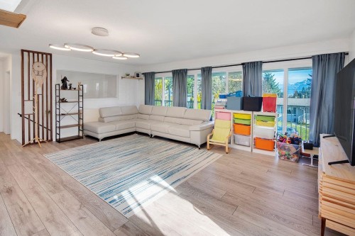 2132 Anita Drive, Port Coquitlam, BC 