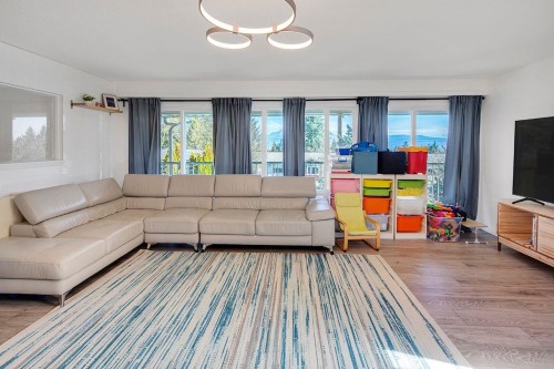 2132 Anita Drive, Port Coquitlam, BC 