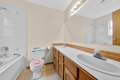 8020 General Currie Road, Richmond, BC 