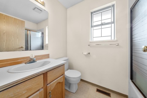 8020 General Currie Road, Richmond, BC 