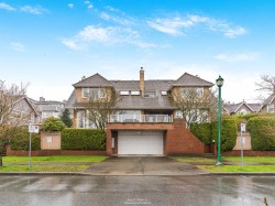 6-220 Keith Road E North Vancouver, BC V7L 1V5