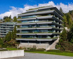 401-768 Arthur Erickson Place  West Vancouver, BC V7T 0B6