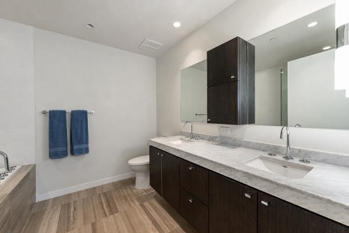 401-768 Arthur Erickson Place, West Vancouver, BC 