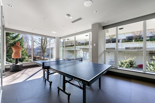 401-768 Arthur Erickson Place, West Vancouver, BC 