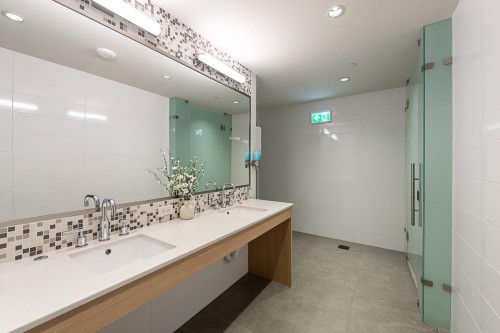 401-768 Arthur Erickson Place, West Vancouver, BC 